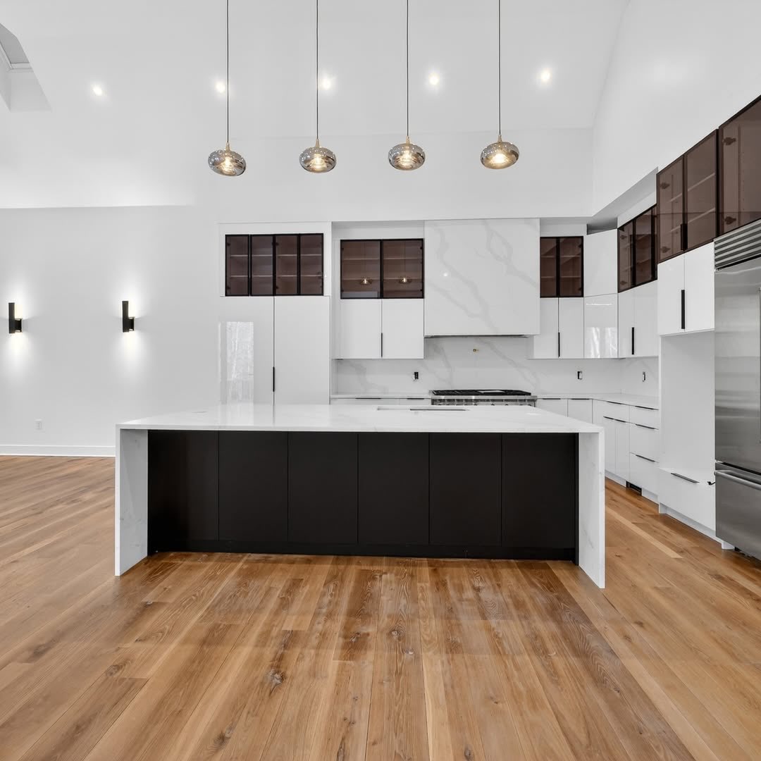 Custom European-style flat Cabinets
